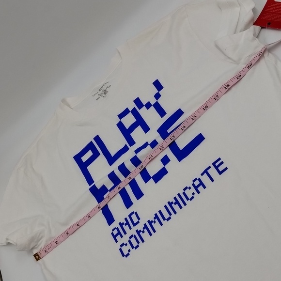 True Religion 'play nice and communicate' white blue letter graphic tee large - Picture 7 of 10
